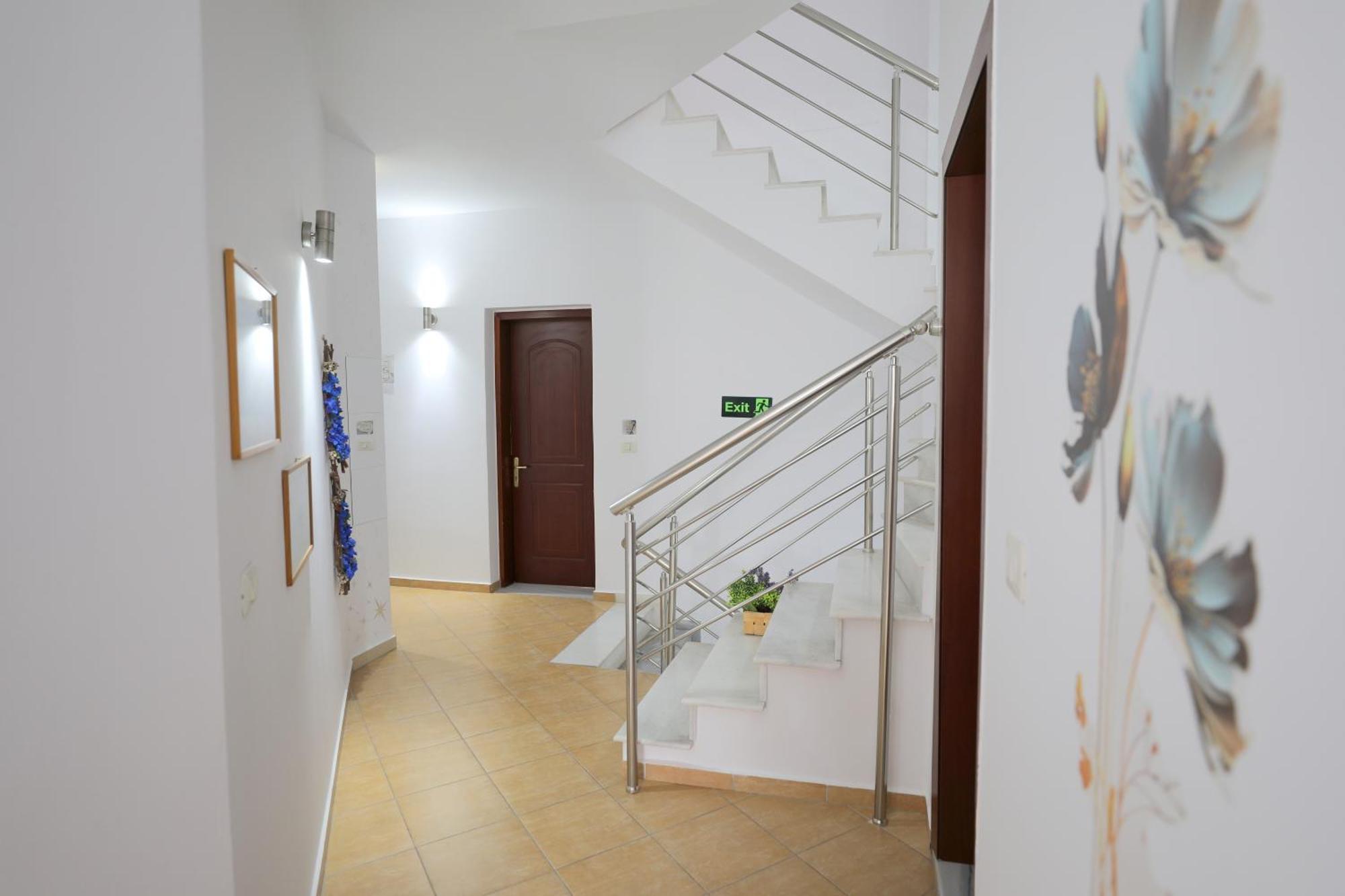 Hotel Soan Sarandë Exterior foto